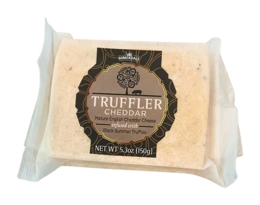 Somerdale English Cheddar with Black Truffle (150 g / 5.3 oz)